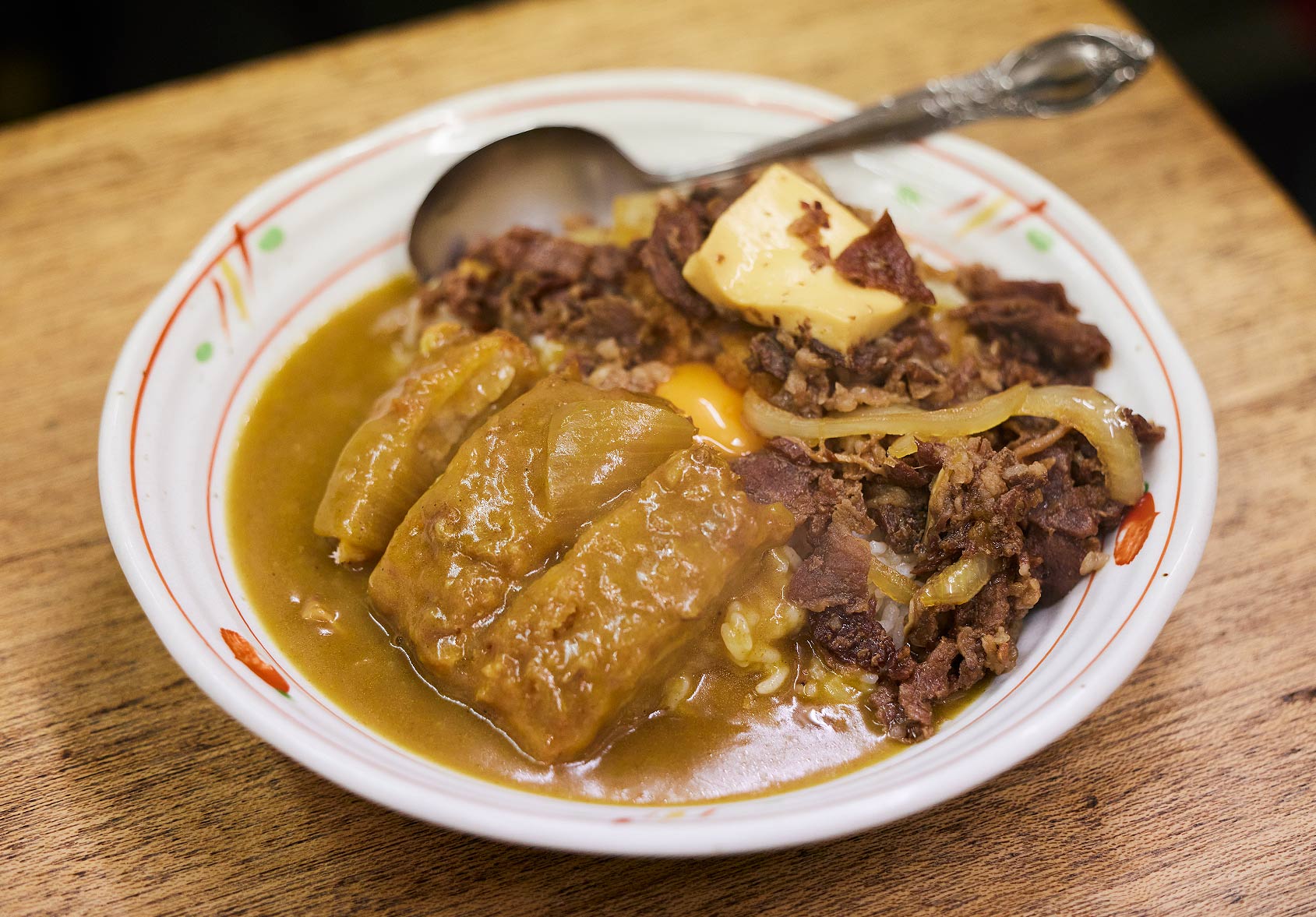三品食堂