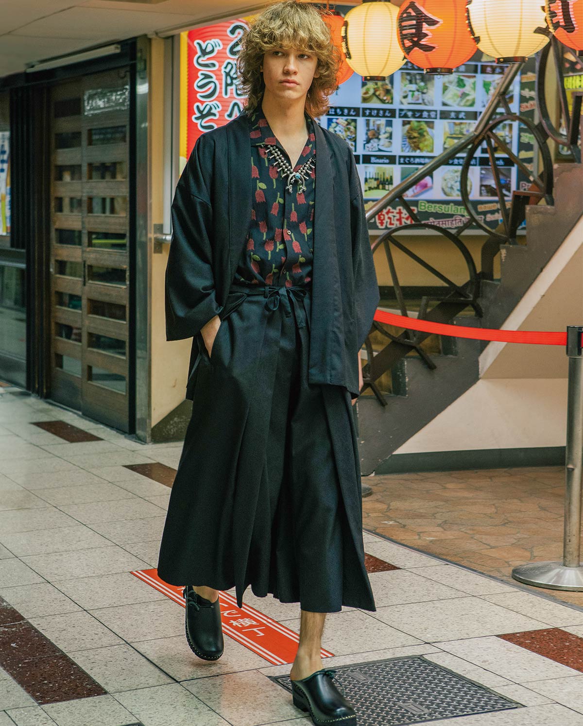 LOITERING OSAKA directed by MASATAKA HATTORI