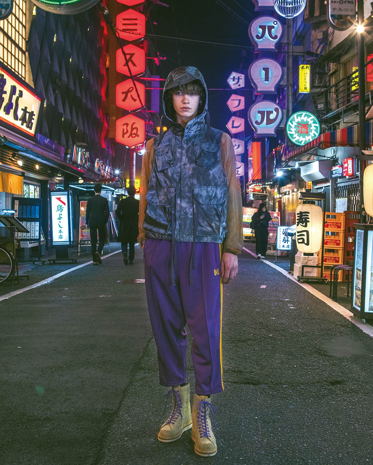 LOITERING OSAKA directed by MASATAKA HATTORI