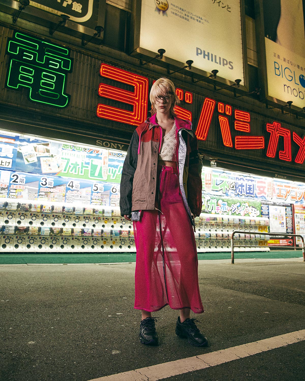 NEON LIGHT STROLL directed by MASATAKA HATTORI