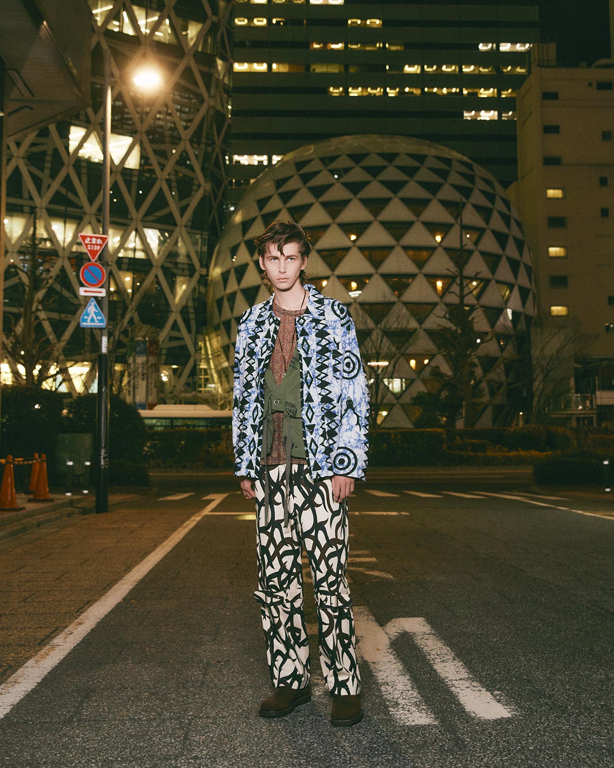 NEON LIGHT STROLL directed by MASATAKA HATTORI