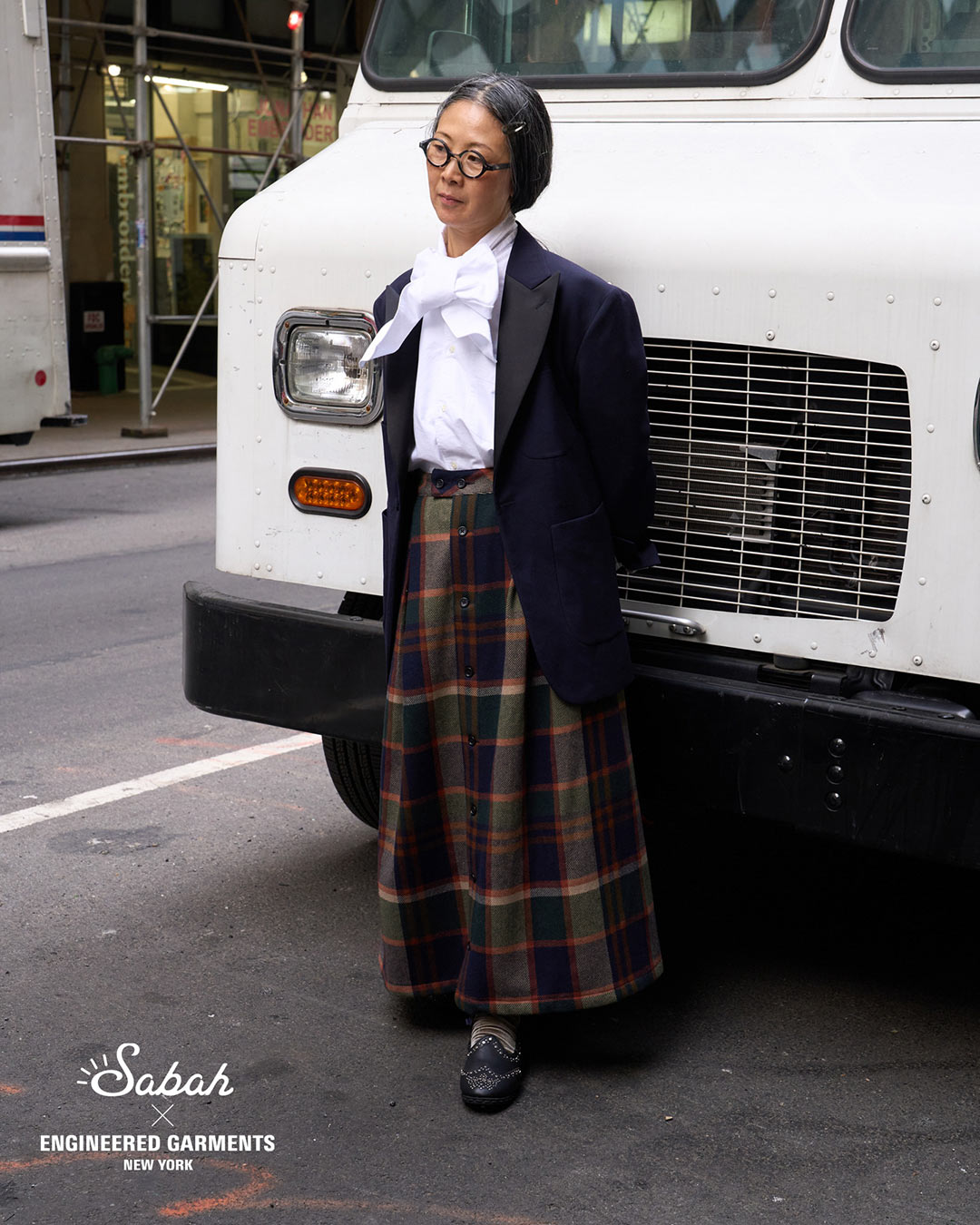 〈ENGINEERED GARMENTS〉×〈Sabah〉穴飾りデザインと、スタッズモデル２型が登場