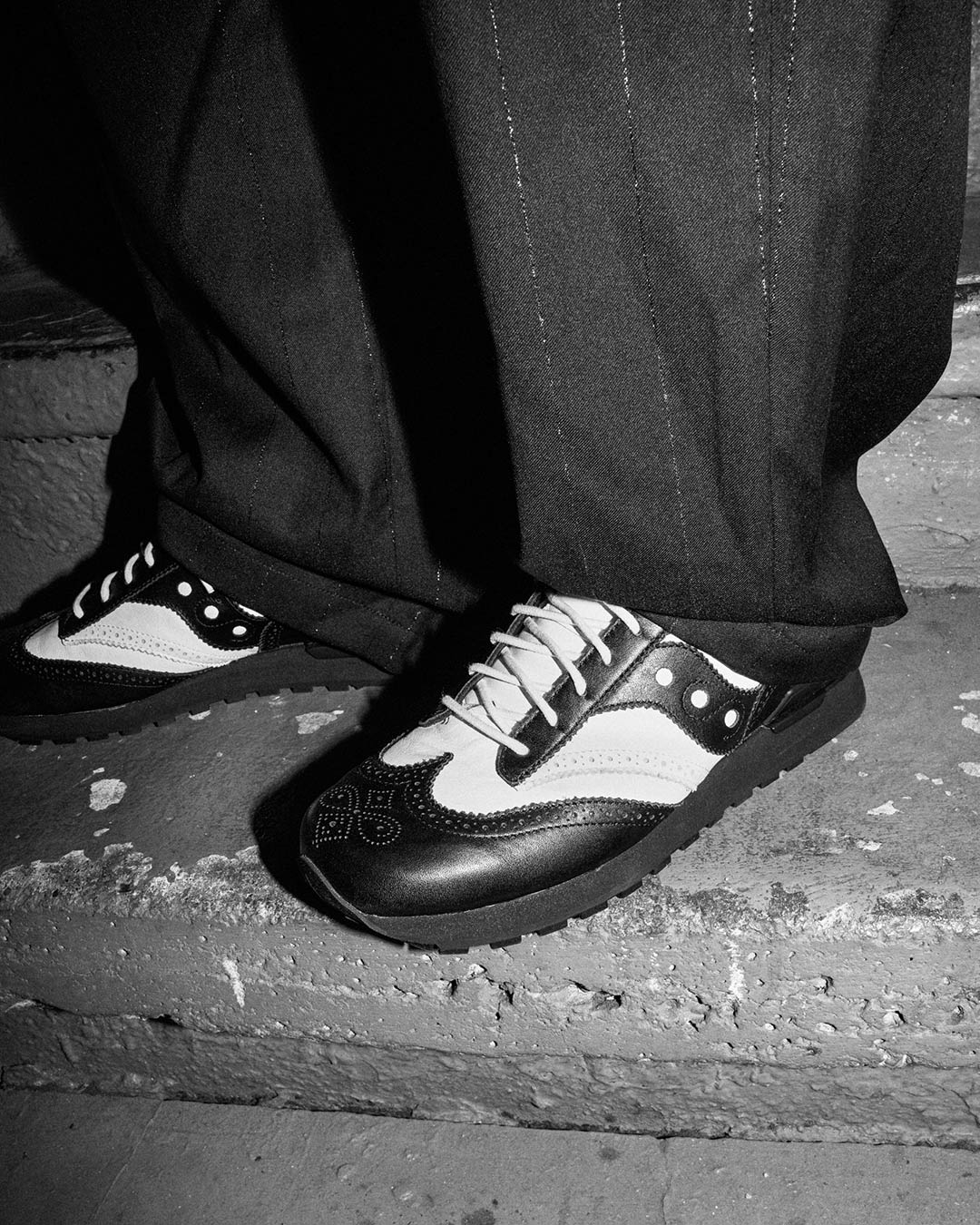 〈EG〉x〈Saucony〉6月6日(土) 発売 2トーンカラーのウィングチップシューズが登場