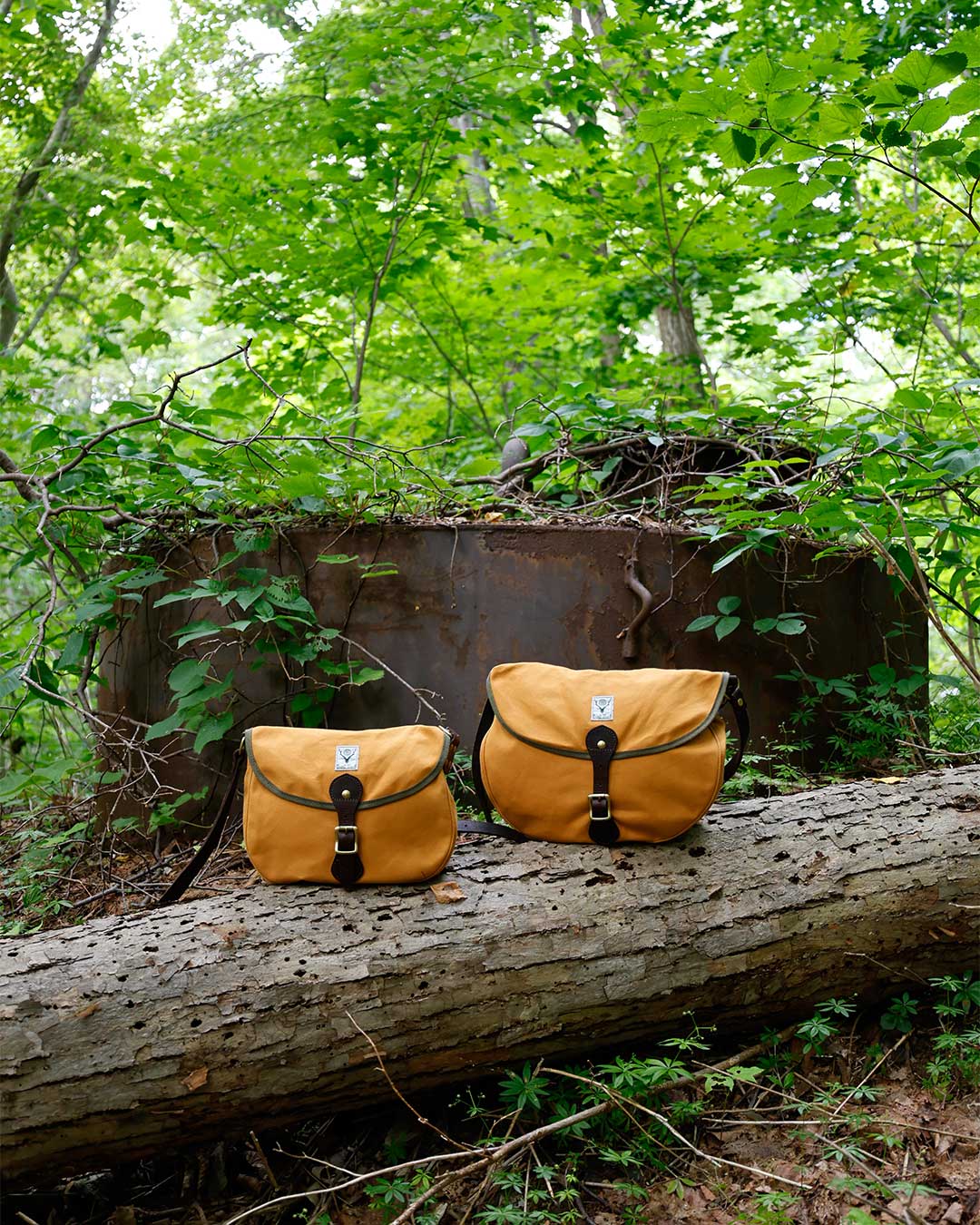 Binocular Bag - Medium ¥38,500 / Large ¥44,000